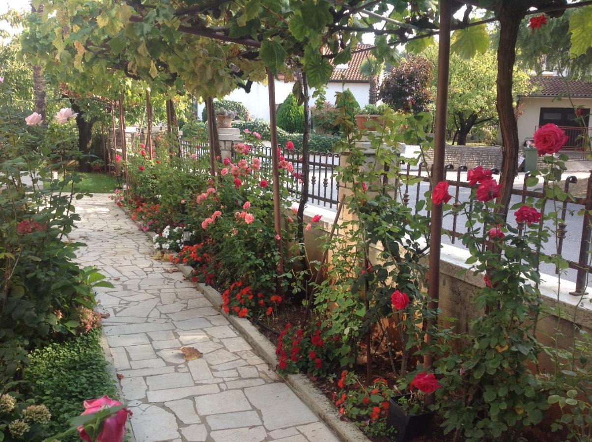 Vila Alma Poreč Dış mekan fotoğraf
